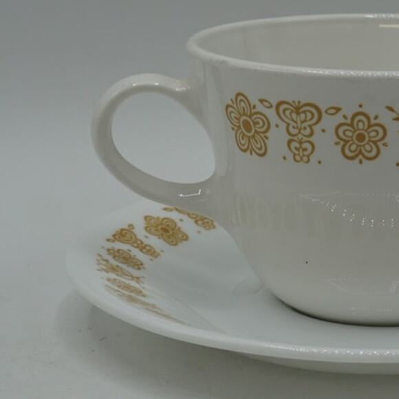 Set Of 2 Corelle Corning Butterfly Gold C Handle Teacups & Saucers - Picture 4 of 6
